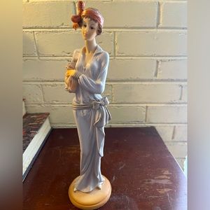 Art Deco/ Art Nouveau lady figurine statue.